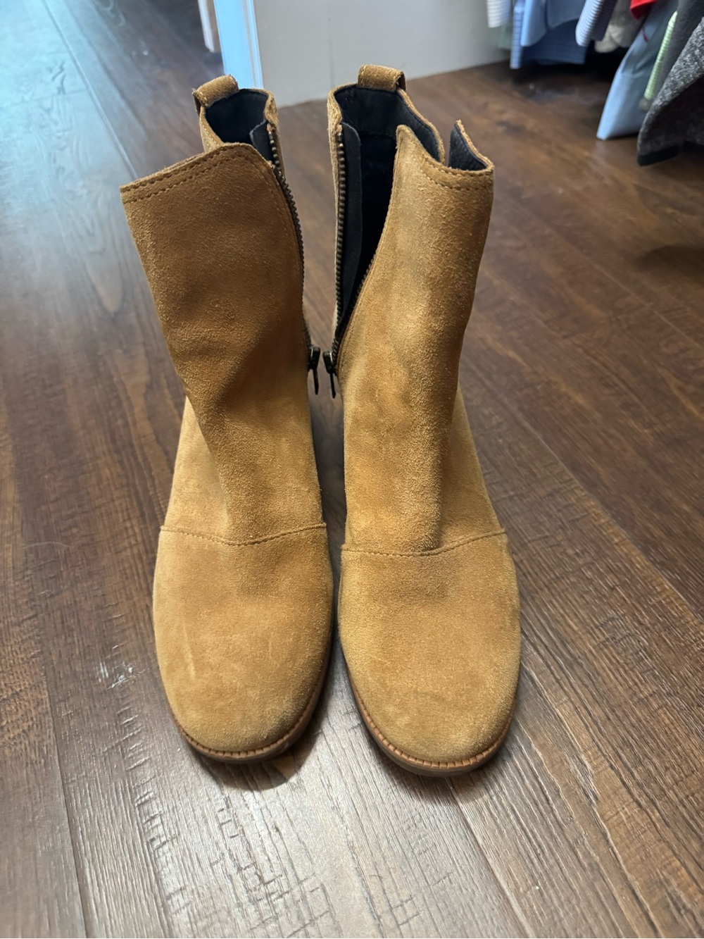 Sorel Women's Suede Side-Zip Ankle Boots in Camel Brown